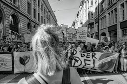 L1130447