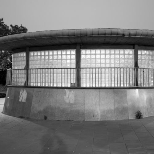 New Delhi: édicule